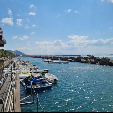 Salerno Mare E Luci Deluxe Apartman Kültér fotó