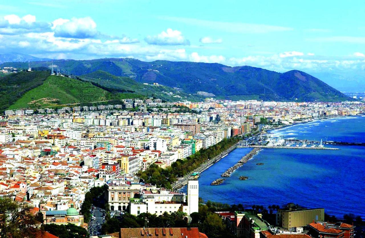 Salerno Mare E Luci Deluxe Apartman Kültér fotó